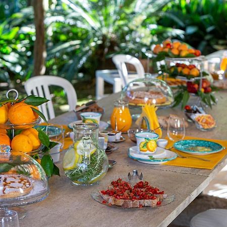 Villa Maresca B&B ピアーノ・ディ・ソッレント エクステリア 写真