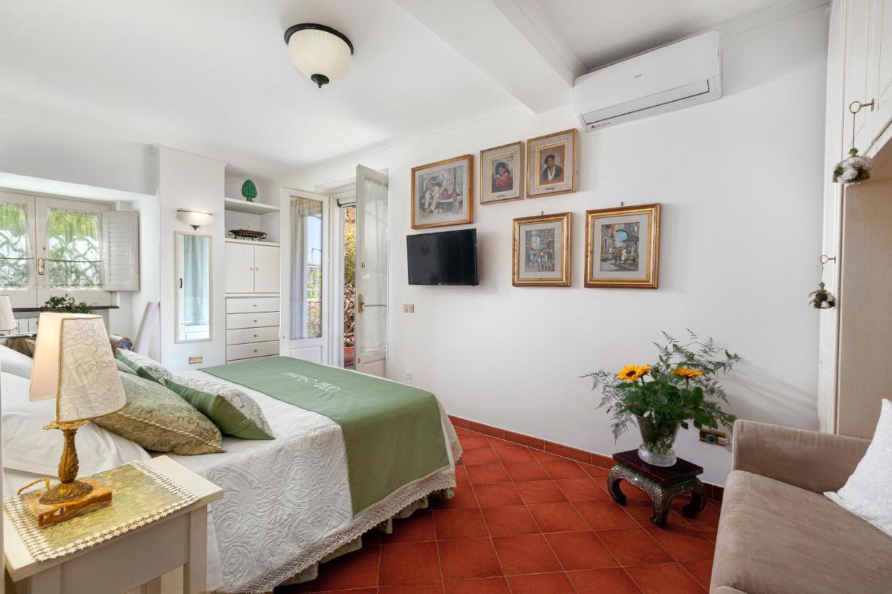Villa Maresca B&B ピアーノ・ディ・ソッレント エクステリア 写真