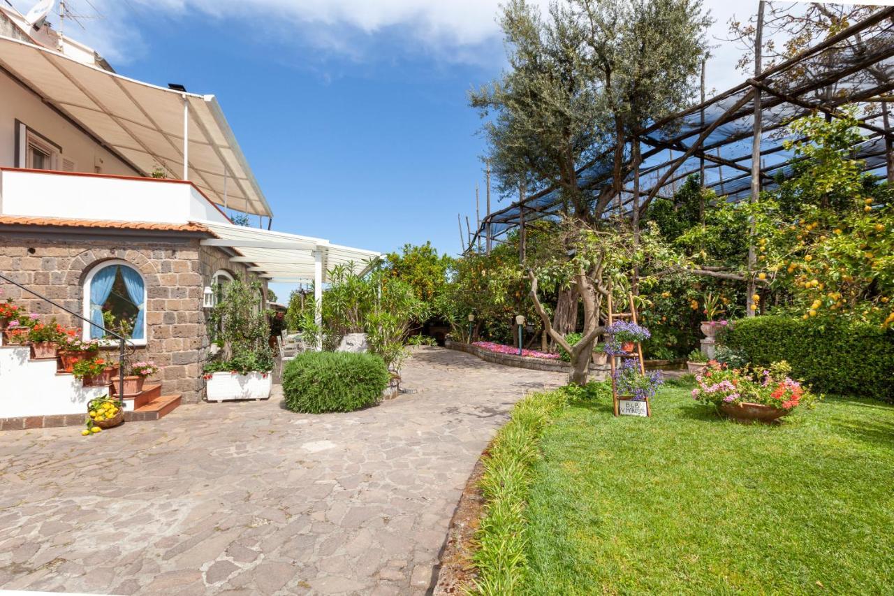 Villa Maresca B&B ピアーノ・ディ・ソッレント エクステリア 写真