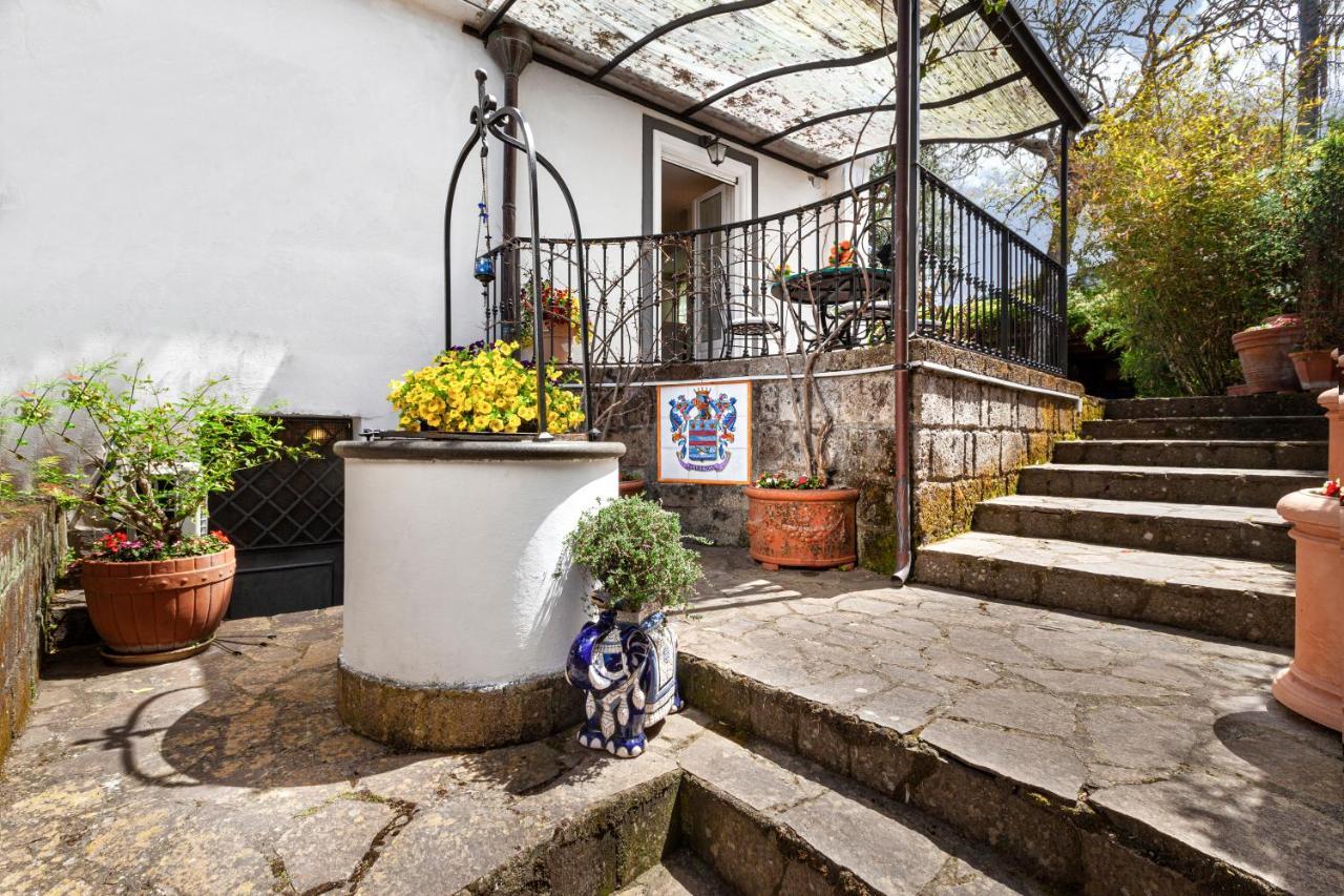 Villa Maresca B&B ピアーノ・ディ・ソッレント エクステリア 写真