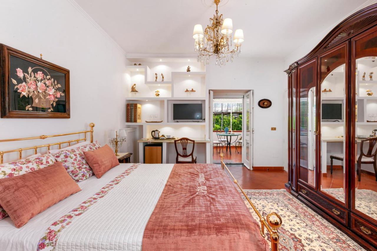 Villa Maresca B&B ピアーノ・ディ・ソッレント エクステリア 写真